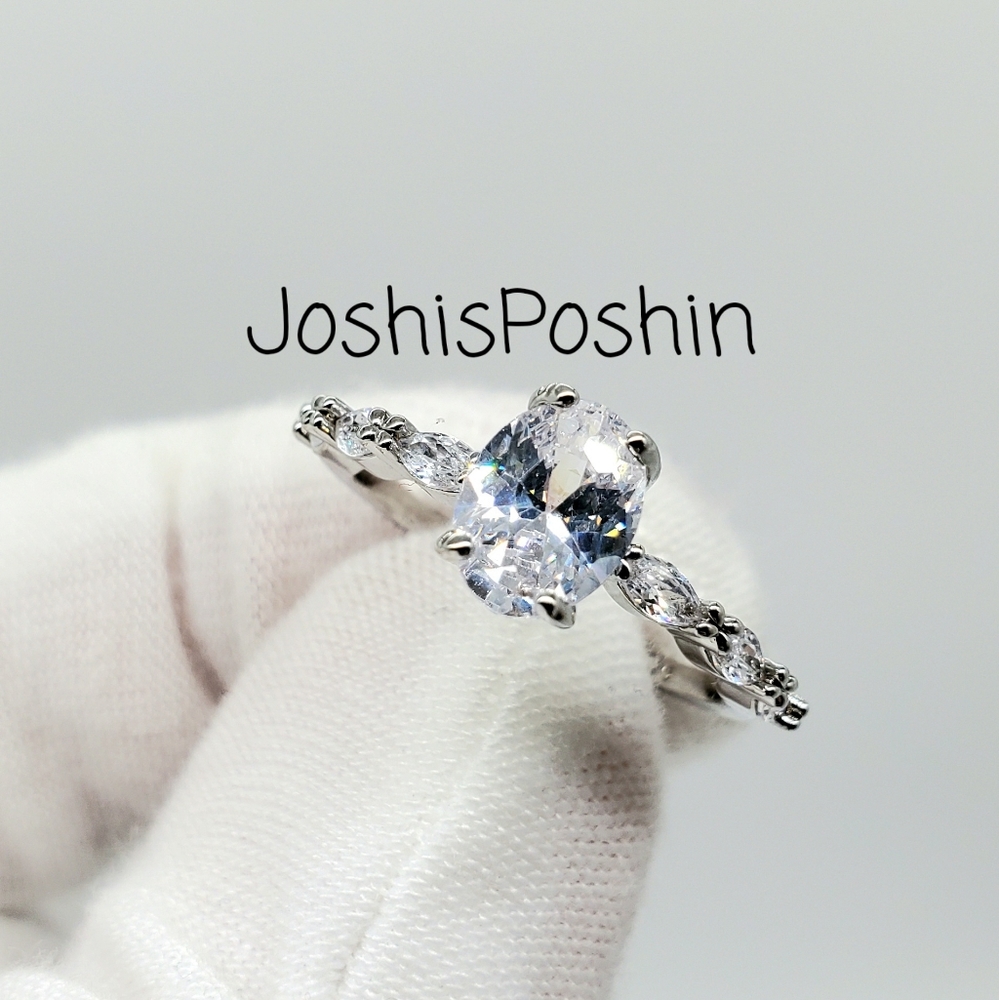 Silver 925 white sapphire ring size 7